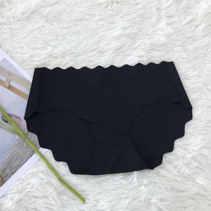 กางเกงในสตรีแบบสตริง สวมใส่สบาย ไร้ตะเข็บ สำหรับผู้หญิง - Product Image 4