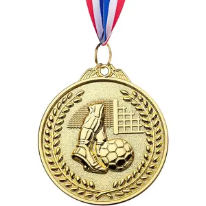 カスタム3Dブランク体操サッカー賞メダルゴールドカラーラウンドスポーツサッカーメダルとトロフィー