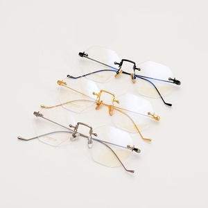 Monturas de Gafas de Titanio sin Aro, Totalmente en Stock, Proveedor Rápido, <span class=keywords><strong>Descuento</strong></span> de Fábrica, Venta al por Mayor y al Detal, Logotipo Personalizado, Monturas de Gafas en Stock - Product Image 1
