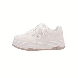 Zapatillas transpirables con diseño hueco para mujer, diseño con cordones cruzados, zapatos informales con suela gruesa, calzado deportivo diario para el campus - Product Image 2