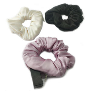 ربطة شعر حريرية من التوت مع جيب للعناية بشعر الرأس - Product Image 5