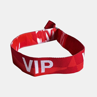 Bracelet en tissu personnalisé brodé pour événement promotionnel, avec attache coulissante, idéal pour les billets VIP