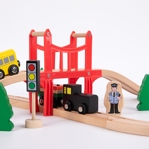 Ensemble de train en bois Offre Spéciale Assemblage de train ferroviaire en bois Jouets de train en bois - Product Image 5