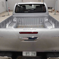 Toyota Hilux Simple Cabine 4x4 Diesel Pick-up Haute Résistance Véhicule Commercial Tout-Terrain pour le Marché Mondial