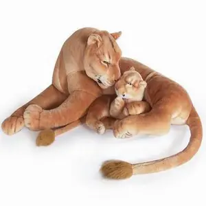 Lioness de peluche con bebé, muñeco de peluche realista