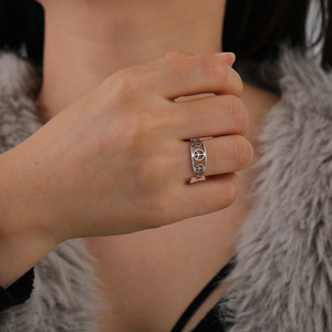Symbole de la paix Anneaux En Acier Inoxydable Bague Femmes Protection Amulette Pacifisme Contre La Guerre Bijoux Cadeaux En Gros - Product Image 2