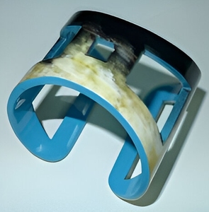 Bracelet artisanal en corne de buffle polie naturelle de Minh Giang Craft Vietnam, bijou fait main, cadeau à vendre - Product Image 1