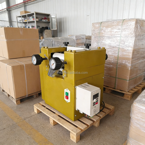 เครื่องบดสามลูกกลิ้งสำหรับวัตถุดิบลิปสติก ลิปกลอส ผงแต่งหน้า อายแชโดว์ และเครื่องบดผงเครื่องสำอาง - Product Image 2