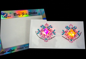 Bijoux de <span class=keywords><strong>visage</strong></span> à LED <span class=keywords><strong>Carnaval</strong></span> Rhinestone Sticker Chest Gems Creative LED Body Gems for Rave Party Outfit - Product Image 6