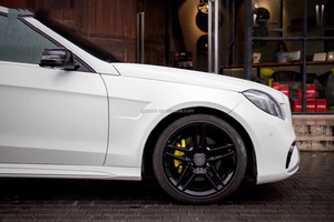Parachoques de coche W212 a E63 viejo a nuevo para <span class=keywords><strong>Mercedes</strong></span> <span class=keywords><strong>2009</strong></span> + W212 Clase <span class=keywords><strong>E</strong></span> Facelift a E63S AMG kits de carrocería parachoques delantero parachoques trasero - Product Image 4