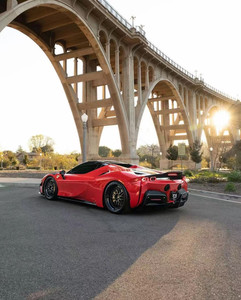 Kit carrosserie Ferrari SF90 : Lame avant, jupes latérales, diffuseur et spoiler en fibre de carbone style R amélioré pour SF90 - Product Image 6