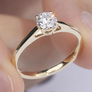 Anillo de Bodas de diamantes de oro amarillo de 18 quilates, anillos de diamantes cultivados en laboratorio solitario de corte redondo de 0.5ct de 18 quilates - Product Image 1