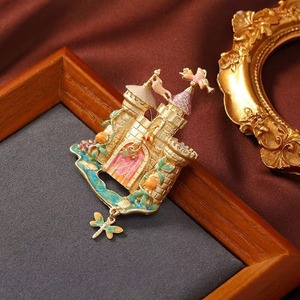 Broches Clásicos Vintage de Cristal con Diseño de Castillo de Elfo de Fantasía para Mujeres y Hombres, Pines Esmaltados Retro de Edificios, <span class=keywords><strong>Regalo</strong></span> - Product Image 6