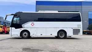 Unité d'examen mobile sur bus, véhicule médical préhospitalier, lit d'examen gynécologique avec radiographie et échographie - Product Image 2