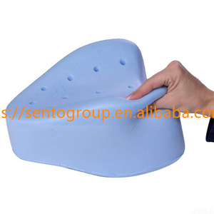 Espuma viscoelástica multifuncional Perforación Rebote lento Algodón Cuidado DE LA SALUD portátil Almohada para piernas en forma de corazón - Product Image 2