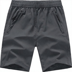 Shorts Bermuda pour homme en polyester noir uni, taille élastique, séchage rapide, décontractés, sportifs - Product Image 1