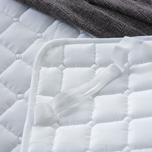 Protector <span class=keywords><strong>de</strong></span> Colchón Acolchado <span class=keywords><strong>de</strong></span> Poliéster 100% Tamaño Individual, Fabricante <span class=keywords><strong>de</strong></span> Nantong - Product Image 3
