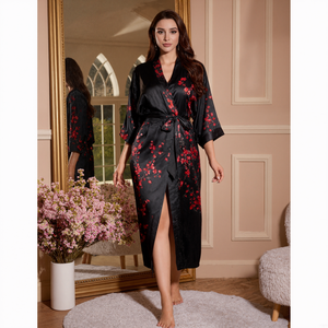 Lumee jubah Satin wanita baru dengan motif bunga prem merah Satin hitam, jubah pengantin, piyama Satin. - Product Image 1