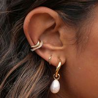 Gemnel Daily Wear Boucle d'oreille en argent sterling 925 Huggie