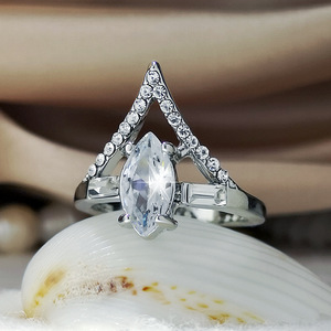 Anello ovale triangolare, design classico, accessori di moda per l'uso quotidiano - Product Image 6