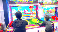 Machine de jeu d'eau de tir à 4 joueurs pour divertissement intérieur, équipement de jeu d'eau pour centre de jeux, tireur d'eau pour enfants