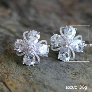 Boucles d'oreilles à fleurs en or blanc, en argent 925, avec strass en cristal, serti de griffes, bijoux de mariage romantiques pour femmes - Product Image 4