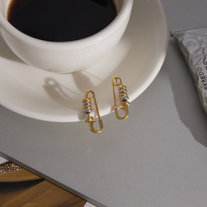 Pendientes de Aro en Forma de Pin, Diseño Geométrico en Bloques de Color Oro y Plata, Pendientes de Acero Inoxidable, Joyería de Moda - Product Image 4