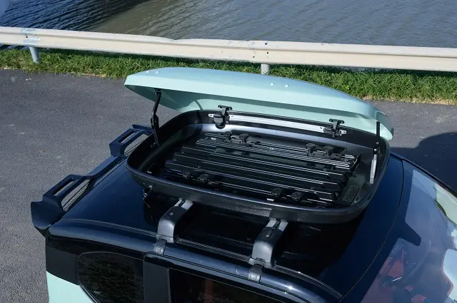 Mini 200L wasserdichte ABS Autodachbox Oberteil Gepäck Frachtträger individuelles OEM für BMW oder Ford Automobil Farbe Gewicht Material