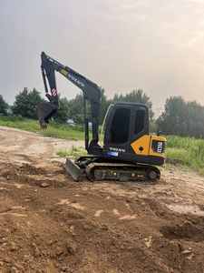 Excavadora Hidráulica Usada Volvo EC55D de 5.5 Toneladas con Motor, Cilindros HAWE, Bomba MOOG y Cucharón de Excavación - Product Image 3