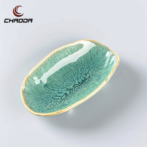 Assiettes de <span class=keywords><strong>service</strong></span> ovales en céramique peu profondes italiennes en porcelaine pour salade de poisson Design unique de style nordique pour restaurant - Product Image 3