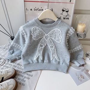 Nuevo Conjunto de Moda Otoñal para Niñas: Sudadera con Encaje, Adornos de Lazo y Perlas, Falda Plisada, Conjunto de Dos Piezas - Product Image 3