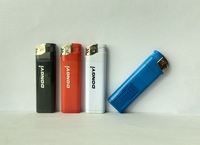 Le briquet électronique direct du fabricant utilise du gaz butane jetable avec support pour téléphone portable