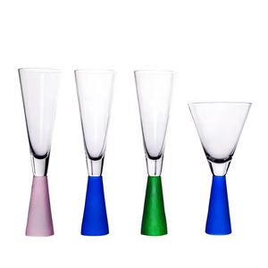 Lot de Verres à Vin Transparents en Cristal Classique de 150 ml, Sculptés à la Main, pour la Maison, le Bar, les Mariages et les Cadeaux - Product Image 1
