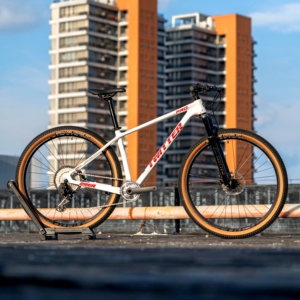 VTT Carbone Deore 29 Pouces de Haute Qualité - Product Image 4