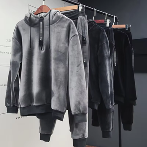 Chándal de Terciopelo para Hombre, Chándales de Terciopelo Personalizados de Alta Calidad para Hombre - Product Image 3