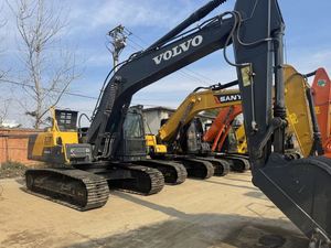Volvo EC210 d'occasion 21 tonnes en parfait état pour la construction et la carrière de machines coréennes lourdes avec de faibles heures de travail - Product Image 2
