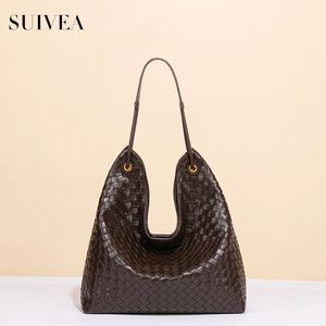 กระเป๋าถือผู้หญิงแบรนด์เนม ลายนูน จุของได้เยอะ สไตล์มินิมอล หรูหรา ทรงโฮโบ สะพายไหล่ ทรงเรโทร เหมาะสำหรับเดินทางไปทำงาน กระเป๋าถือผู้หญิง - Product Image 2