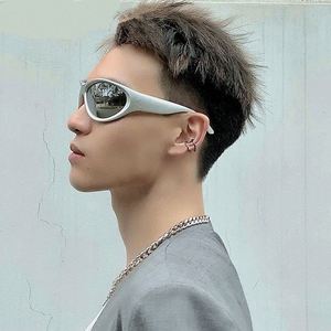 Gafas de Sol Unisex de Lujo al por Mayor, Estilo Vintage, Punk, con Lentes de Espejo, Deportivas, Y2K, para Hombre y Mujer - Product Image 2