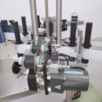 Applicateur d'étiquettes de bureau à grande vitesse de producteurs Machine d'étiquetage de table de bouteille de cylindre de pot en métal en plastique Best-seller