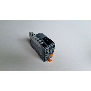 Module d'alimentation B&R X20BC0087 PLC 24V 8 I/O pour système de contrôle d'automatisation industrielle - Product Image 3