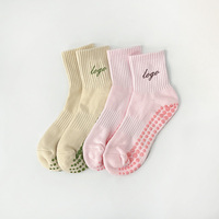 Chaussettes de yoga personnalisées pour femmes avec logo, antidérapantes, pour la gym et le Pilates, chaussettes de Pilates antidérapantes professionnelles avec logo personnalisé
