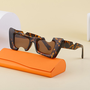 Gafas de Sol Unisex Estilo Europeo Americano, Lentes de PC con Protección UV400, Gafas de Moda para Fiestas, para Hombre y Mujer, Venta al Por Mayor Transfronteriza - Product Image 1