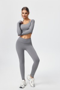 Vêtements de sport pour femmes : Haut de sport à manches longues avec bretelles – Idéal pour le yoga et le Pilates – Confort et mobilité à chaque mouvement - Product Image 3