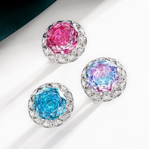 แหวนแฟชั่นรักษ์โลก ทำจากทองแดงประดับเพทายสีน้ำเงินทรงโรสคัท ขนาด 14 มม. ดีไซน์ล่าสุดสำหรับผู้หญิง ปรับขนาดได้ - Product Image 5
