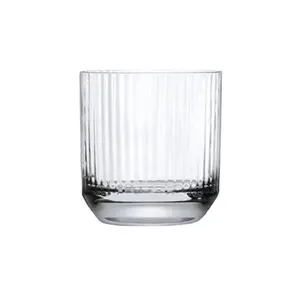Vaso de cristal sin plomo de fantasía de alta calidad con patrón de rayas de molde muerto vaso de agua con base pesada