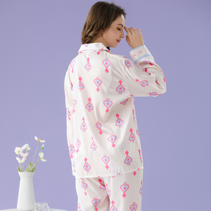 Nuevo Sweet <span class=keywords><strong>Poker</strong></span> Peach Heart Print Pijamas Primavera de manga larga Pantalones largos Simulación de seda Cardigan Ladies Homewear Conjunto de dos piezas - Product Image 5