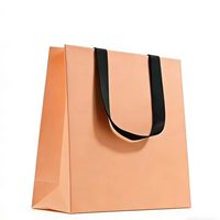Maßgefertigte Personalisierte Markenlogo Papiertüte mit Seidengriff für Einkauf und Geschenkverpackung von Schuhen und Kleidung