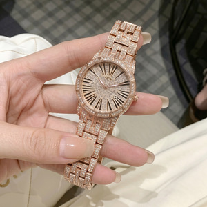 Reloj de Cuarzo para Mujer con Correa de Diamantes, Resistente al Agua, Apto para un Entorno Laboral Versátil y Uso Diario - Product Image 1