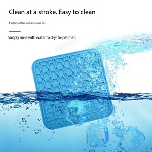 New Arrival Silicone Dog Lick Mat Thân Thiện Với Môi Pet Chậm Trung Chuyển Với Cốc Hút Mạnh Mẽ Không Trượt Liếm Miếng Đệm Cho Chó Mèo - Product Image 6