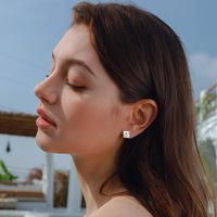 Aretes Magnéticos Cuadrados de Circonita de Acero Inoxidable de 6 mm, Elegantes y Resistentes al Agua, Joyería Magnética Dorada para Niños Sin Perforación